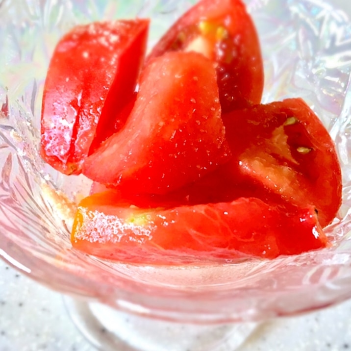 トマト嫌いなお子様に トマトが一瞬でフルーツに レシピ 作り方 By Koyu 毎日の料理は簡単に 楽天レシピ
